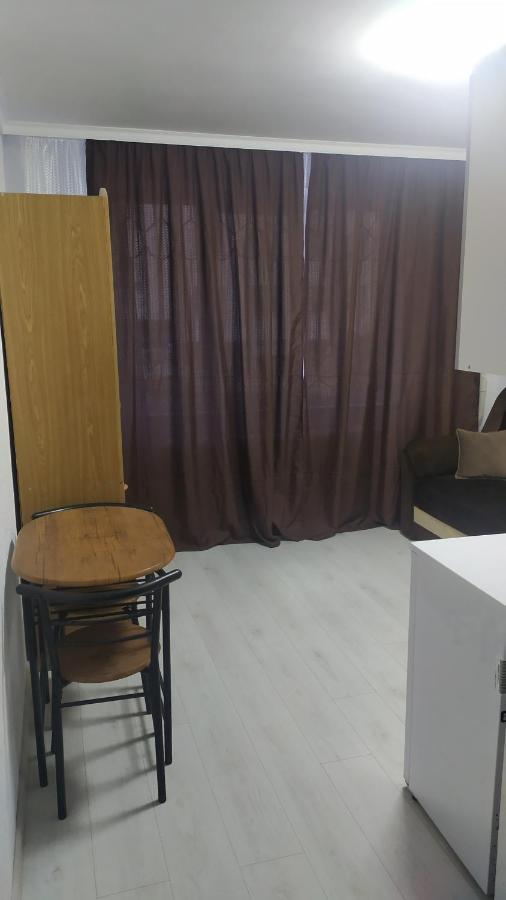 Studio apartment Chisinau Bagian luar foto